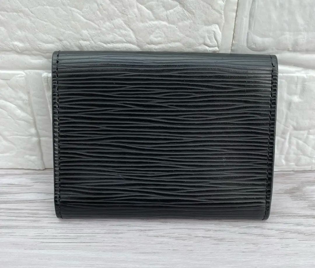 ◆Louis Vuitton ユニセックス エピレザー 名刺入れ　ブラック