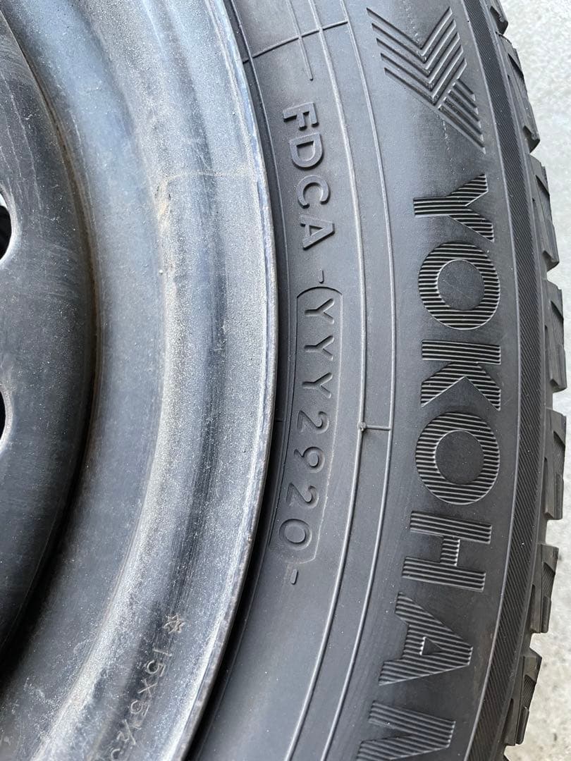 中古冬タイヤ　iceGUARD IG50 185/60R15 4本セット