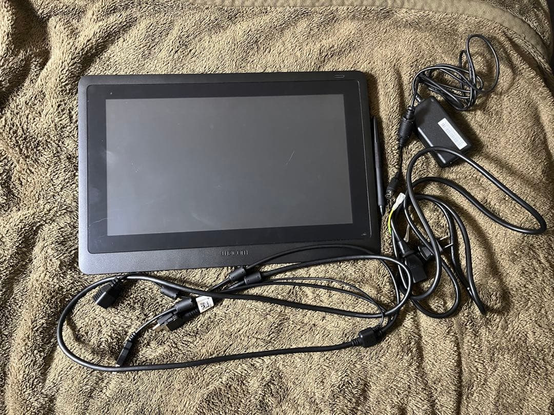 Wacom Cintiq 16 FHD 15.6インチ DTK1660K1D