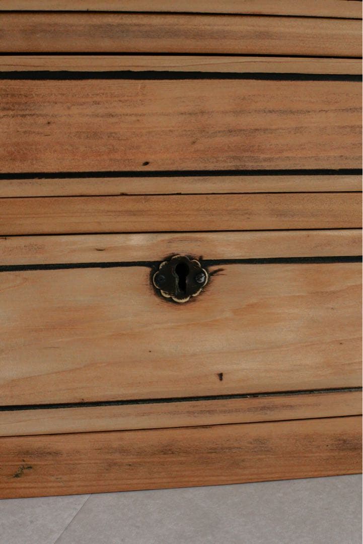 小引き出し　収納棚　飾り棚　収納箱 無垢材 テレビ台 小箪笥 古家具 古道具