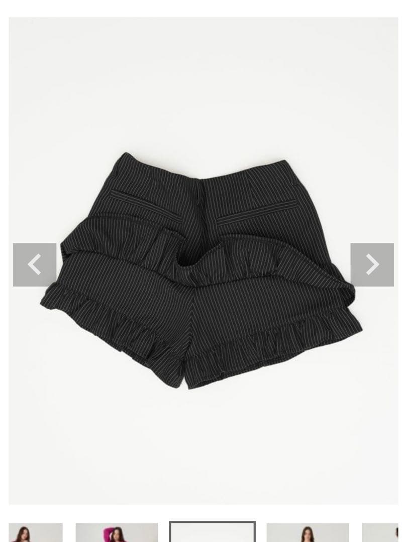 tina:jojun ピンストライプ ティアード ショートパンツ