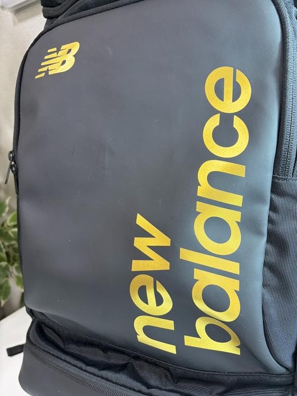 極美品☆new balance　ニューバランス　トップローディングバックパック