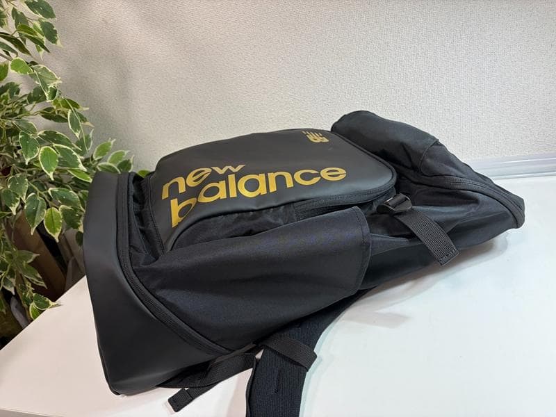極美品☆new balance　ニューバランス　トップローディングバックパック