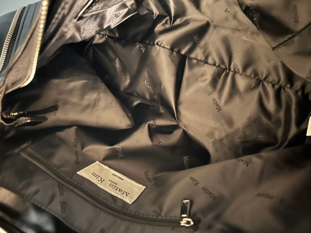 MATIN KIM SIDEZIPPER SHOULDER BAGマーティンキム