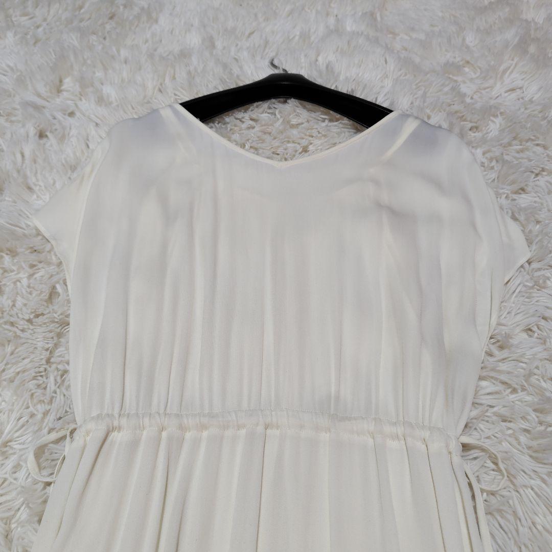 【極美品♡近年モデル】グレースコンチネンタル　カシュクール刺繍ワンピース　F