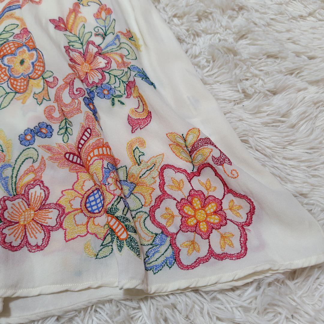 【極美品♡近年モデル】グレースコンチネンタル　カシュクール刺繍ワンピース　F