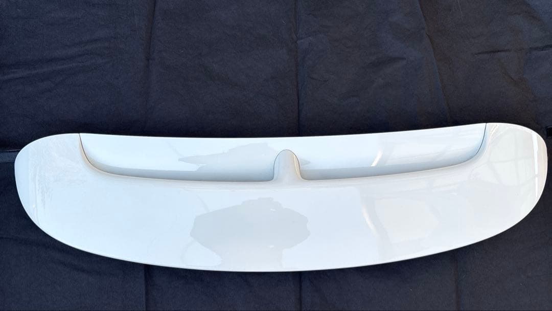  MINI R56 純正　ホワイト リアスポイラー ボルトオン