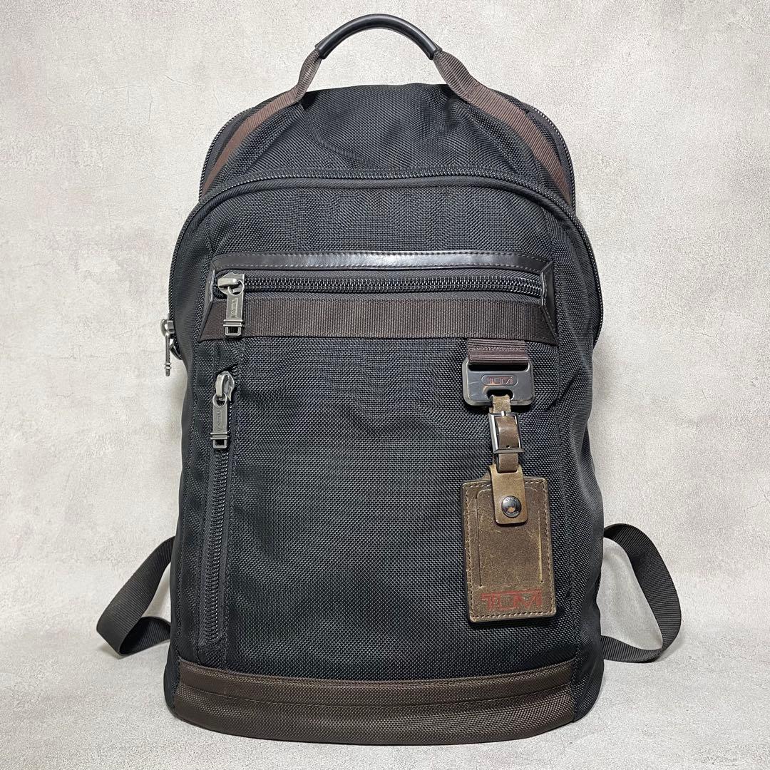 TUMI バッグバック ビジネスリュック メンズ Bertonan 黒 茶