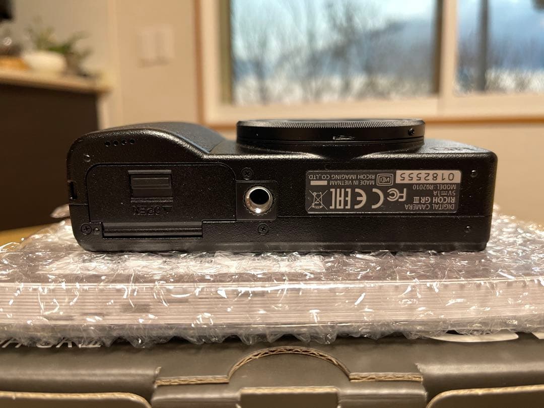 RICOH GR III コンパクトデジタルカメラ(おまけ多数)