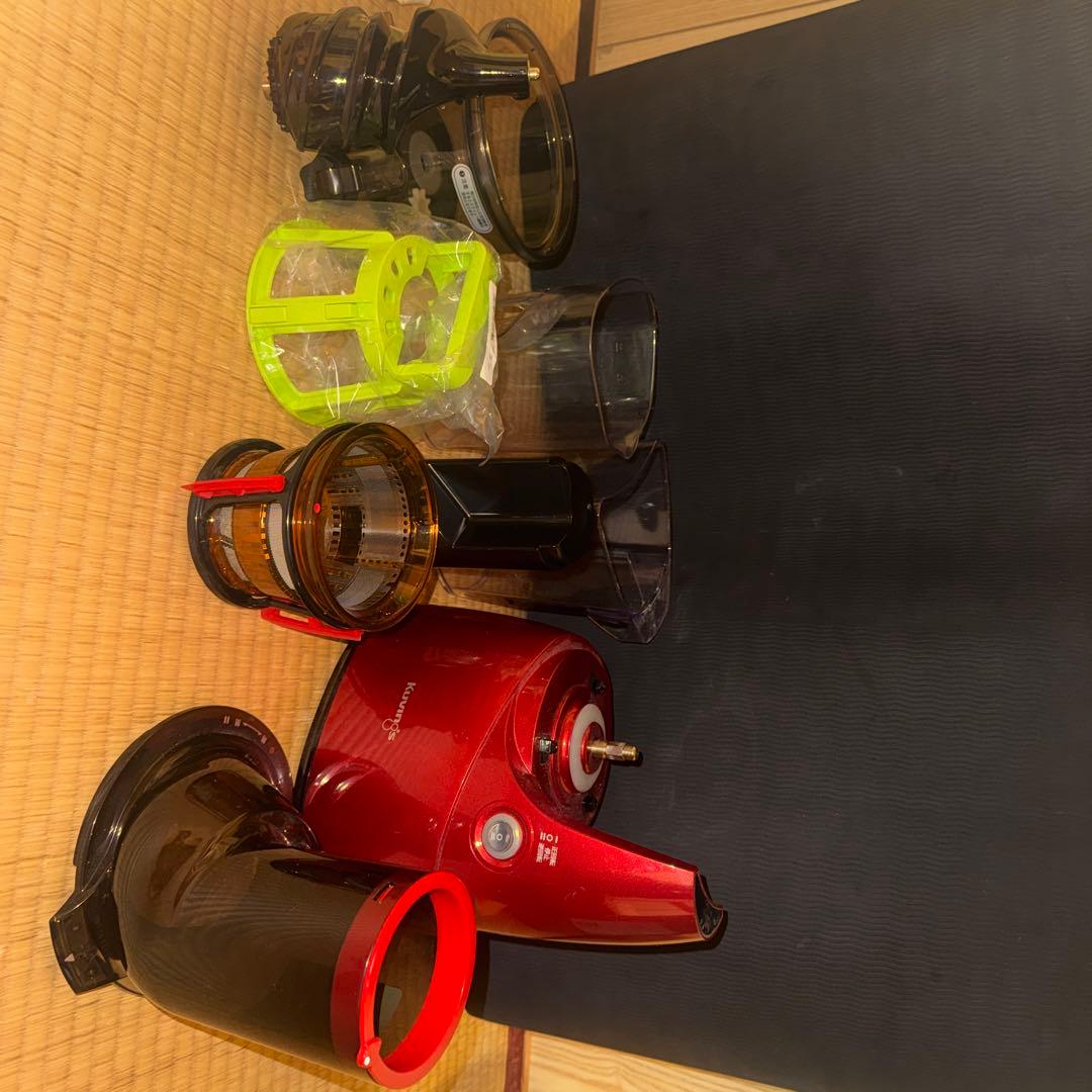 kuvinos ホールスロージューサー