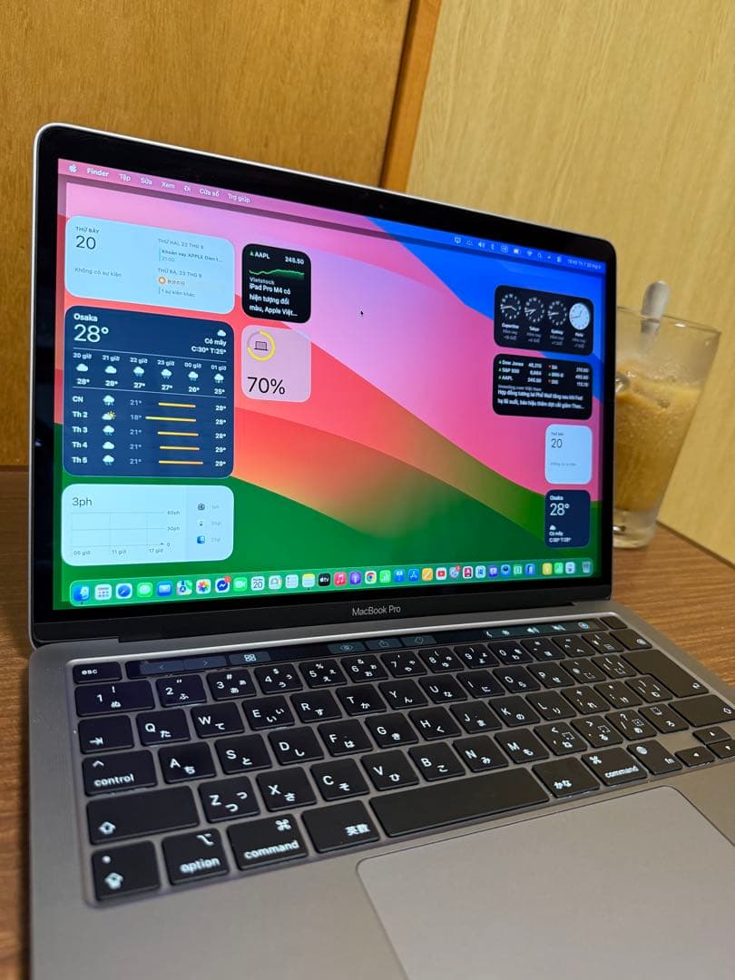 MacBook本体 MacBook Pro (M1, 8GB, 256GB)