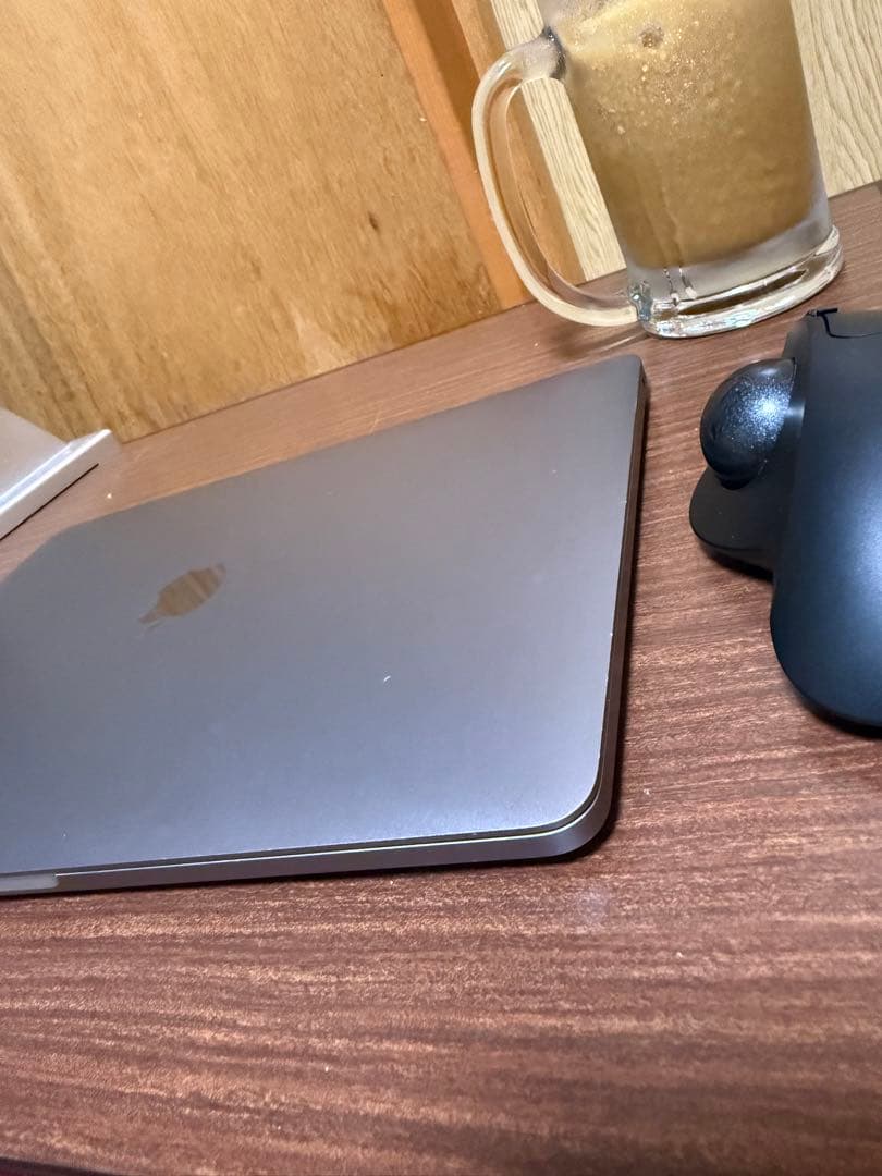 MacBook本体 MacBook Pro (M1, 8GB, 256GB)