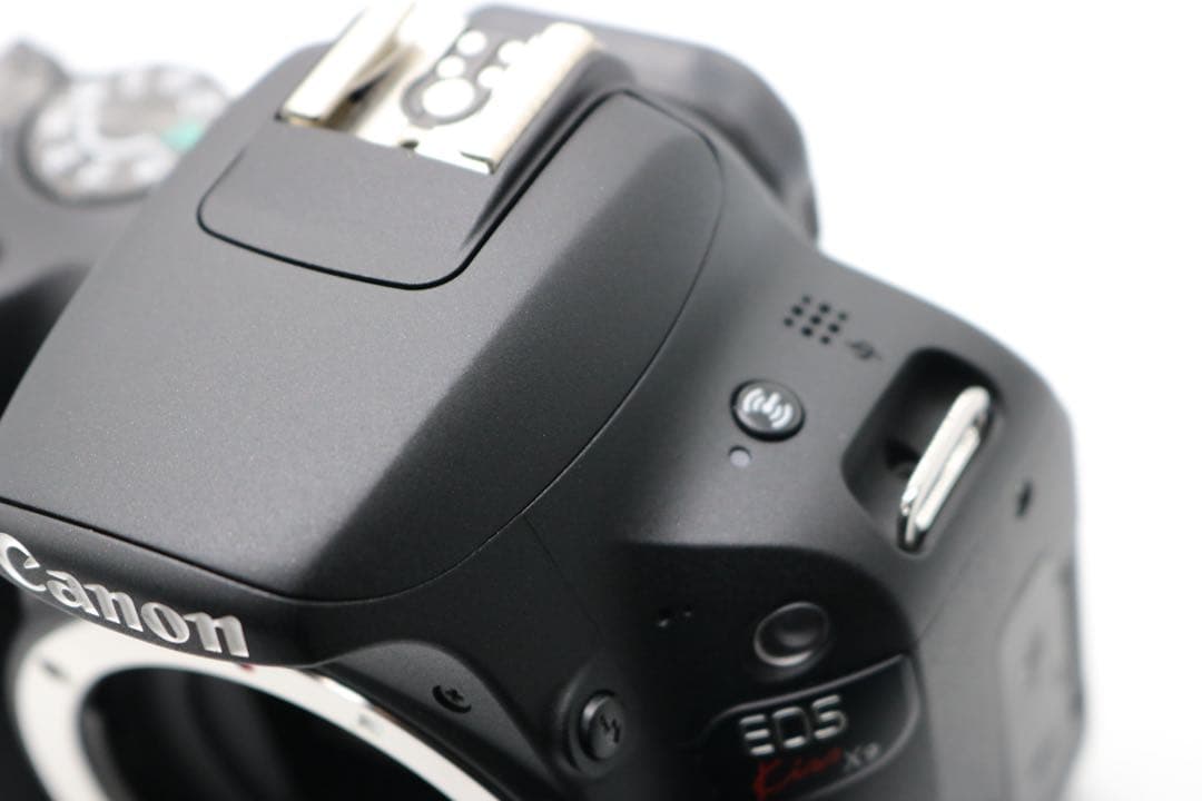 美品　【Canon EOS Kiss X9 ダブルレンズセット】 安心保証あり