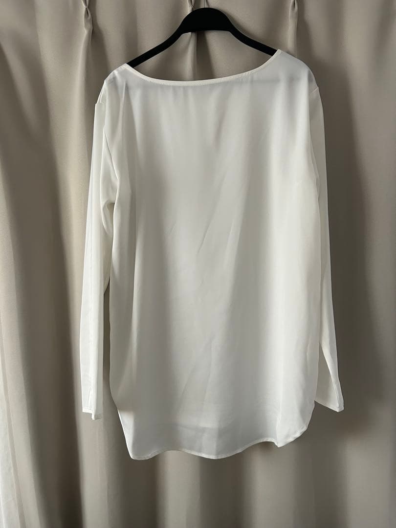 【お値下げ】LOUNGEDRESS サテンロンTブラウス