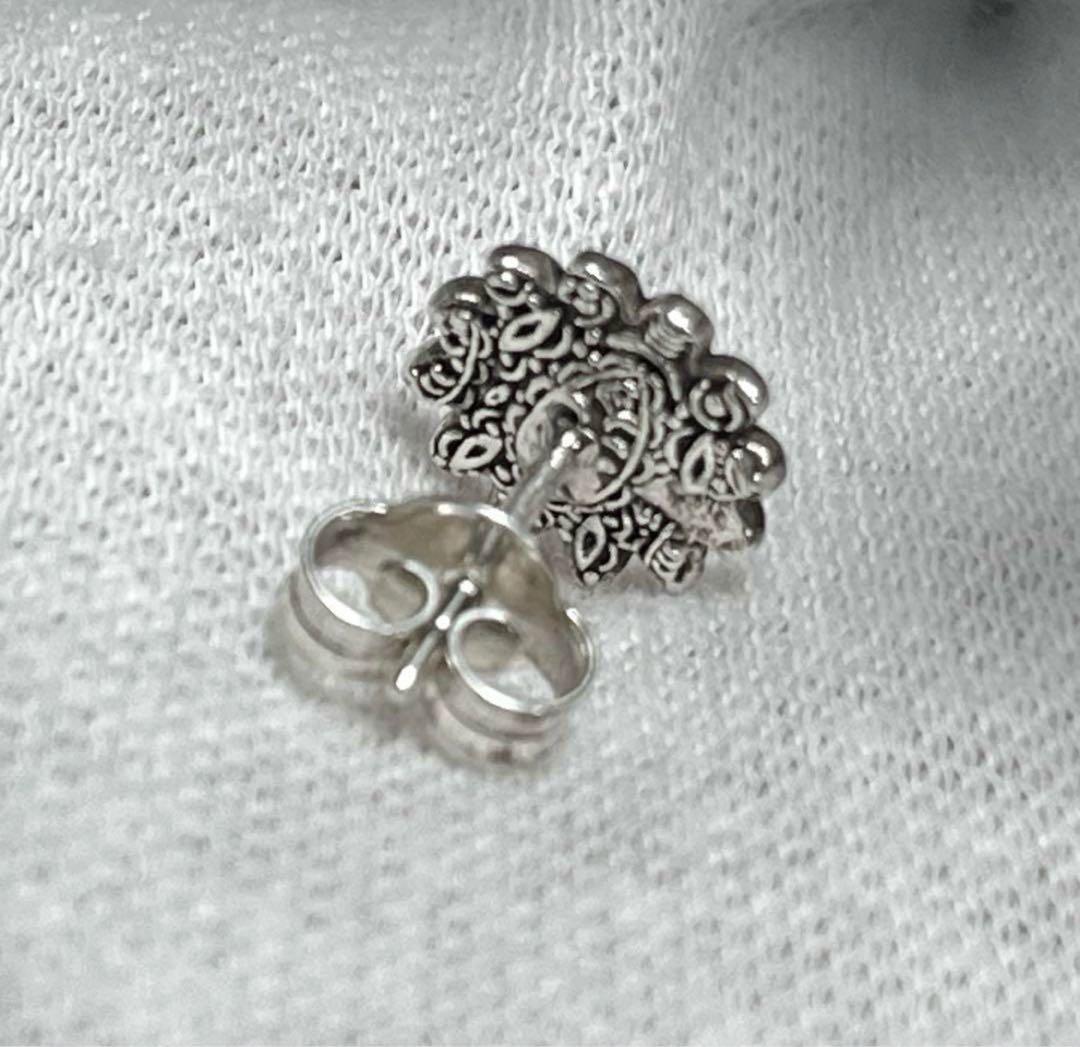 美品　GUCCI フラワーモチーフピアス　片耳