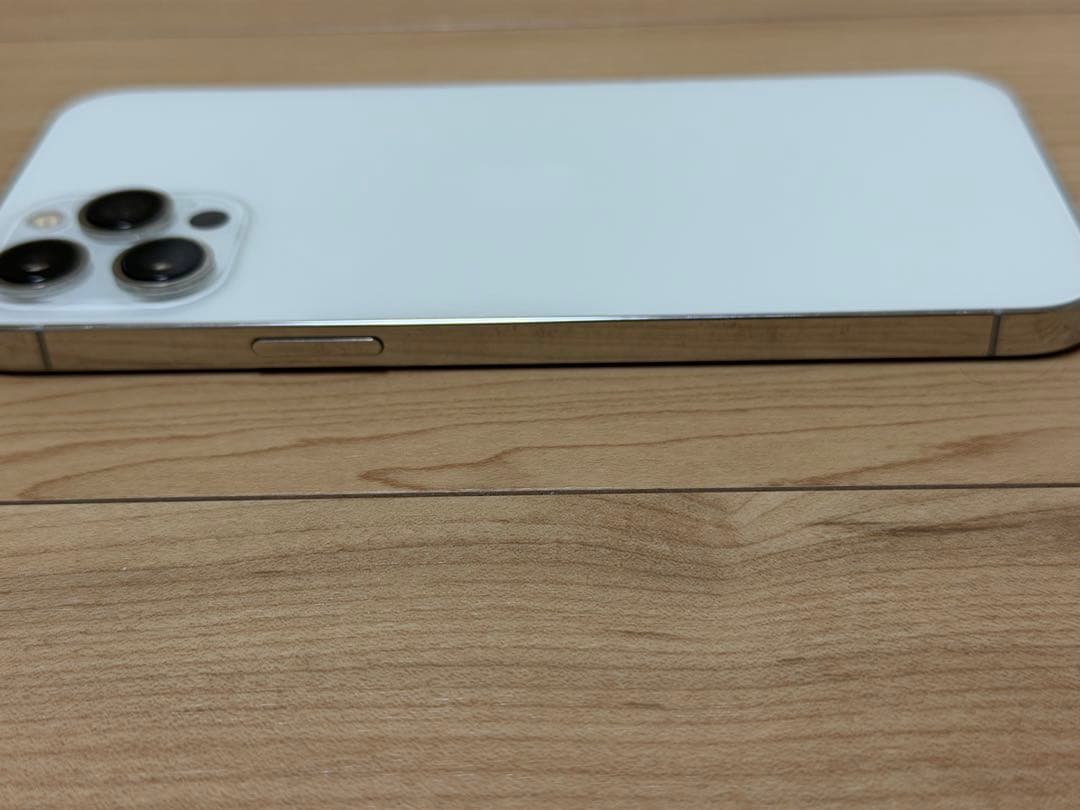 Apple iPhone 12 Pro MAX シルバー 本体