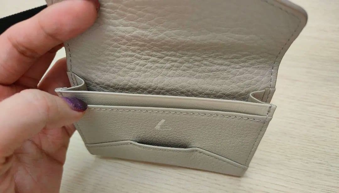 土屋鞄 TUCHIYA KABAN エンベロープカードケース クレイ色 本革