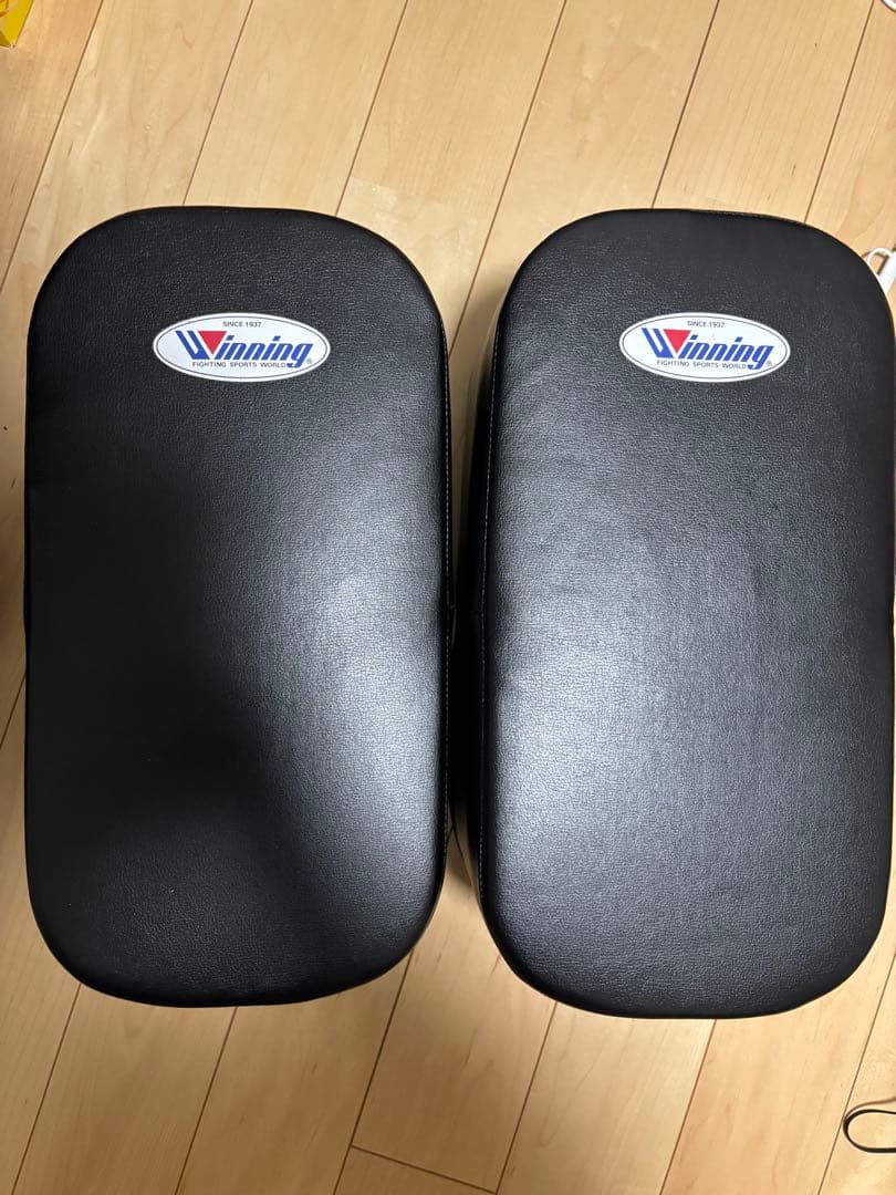 Winning ウイニング キックミット 2個+ボクシンググローブ　セット