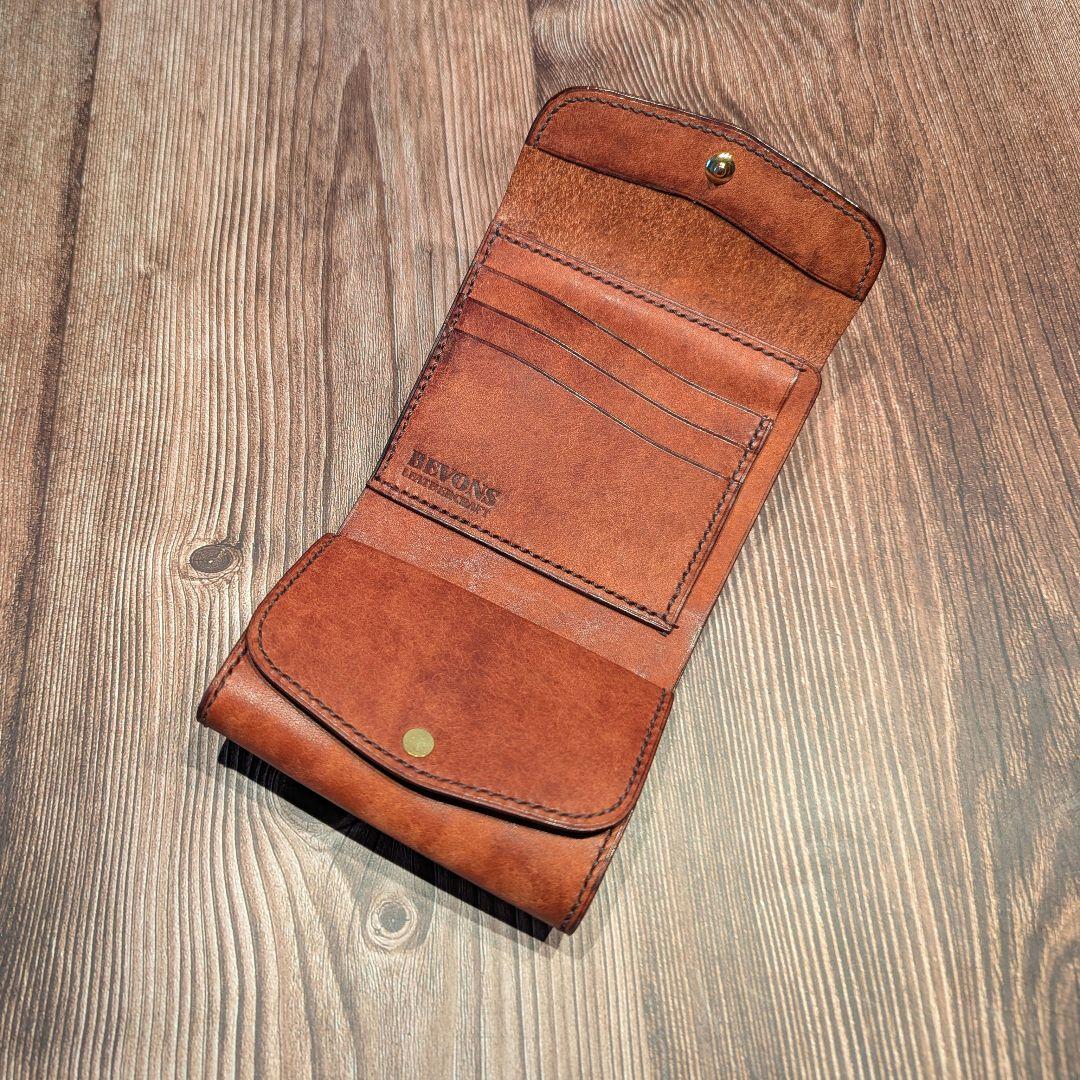 バーガンディ 本革 二つ折り財布 — イタリアンレザーマルゴー