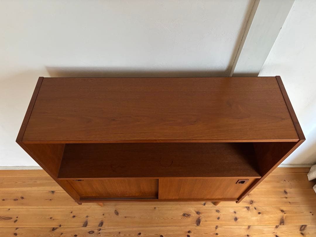 北欧ヴィンテージ　デンマーク　チーク　キャビネット