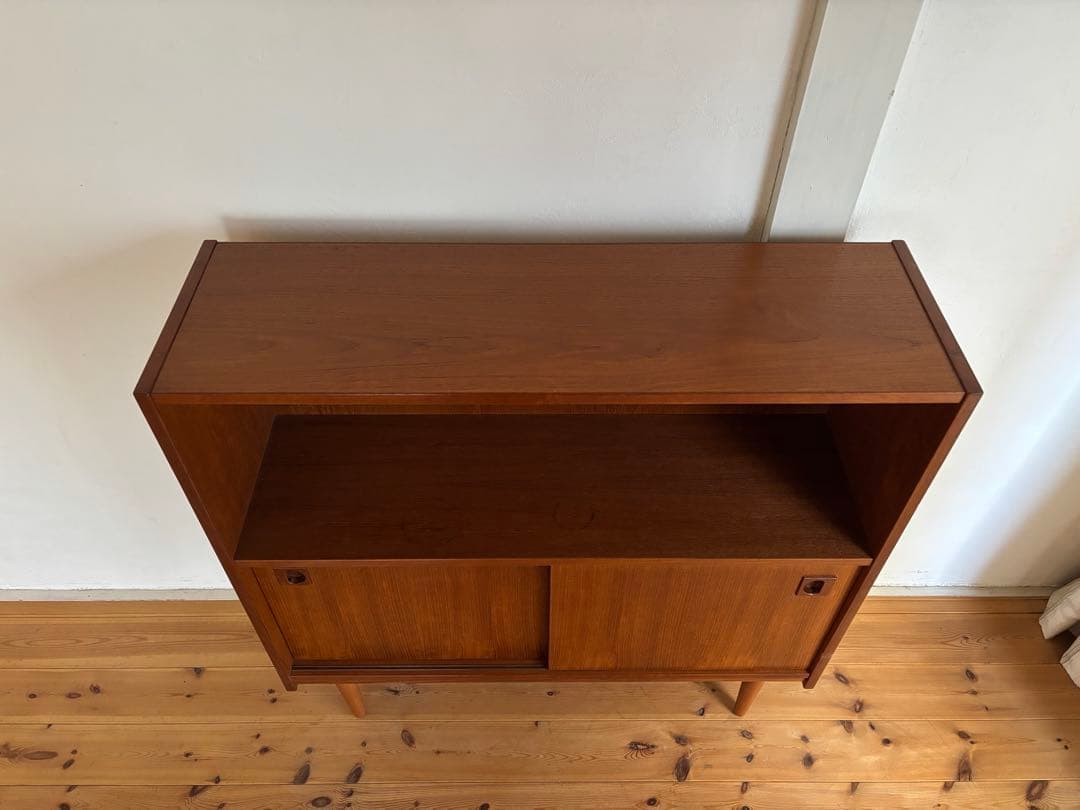 北欧ヴィンテージ　デンマーク　チーク　キャビネット