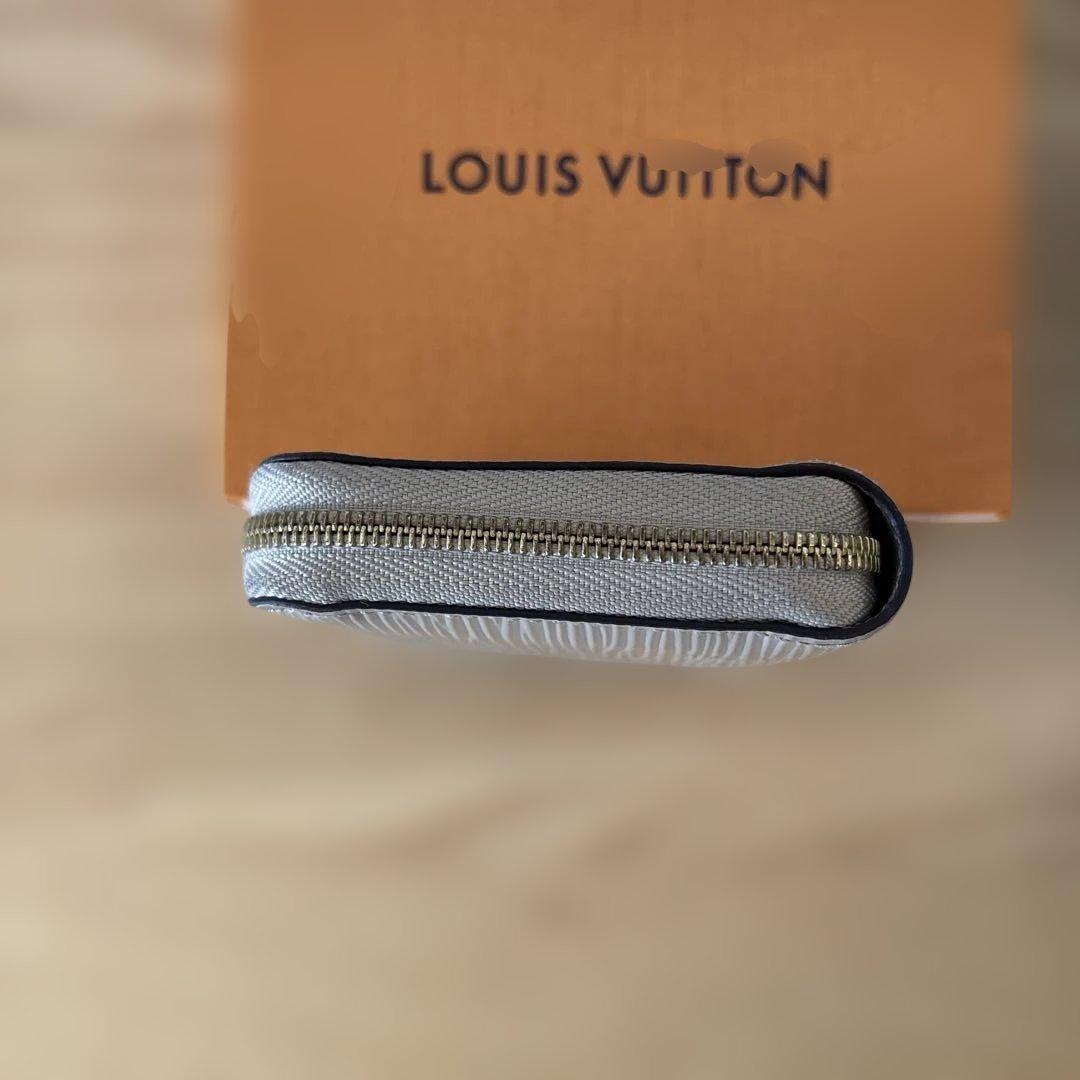 ルイヴィトン　ジッピーパース　ミニ財布