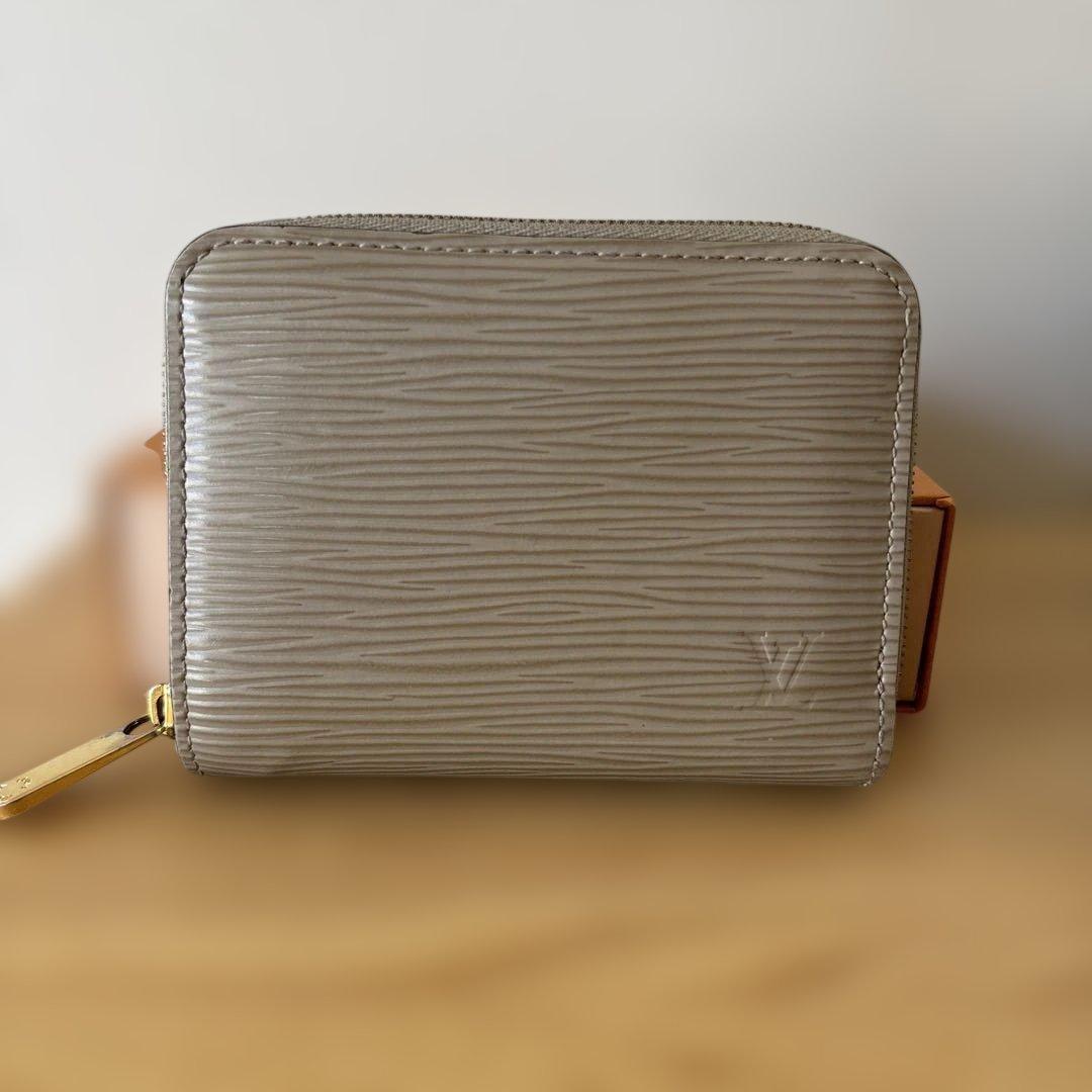 ルイヴィトン　ジッピーパース　ミニ財布