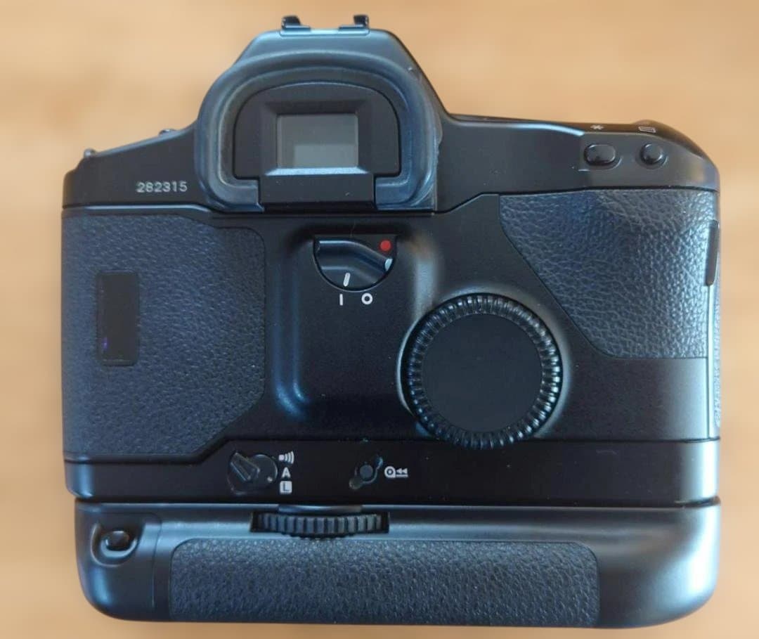 Canon EOS-1 N フィルム一眼レフカメラ