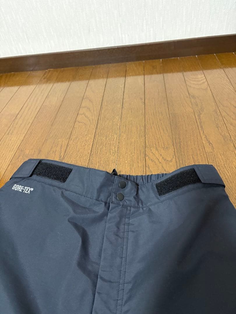 ノースフェイス　国内正規品ゴアテックス　スキーパンツ　サイズ　LL 1度のみ着用