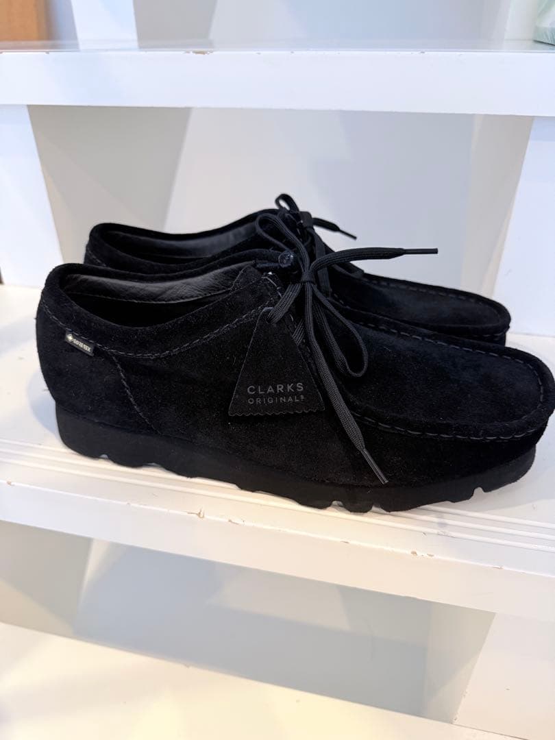 sherry　Clarks wallabee GTX クラークス