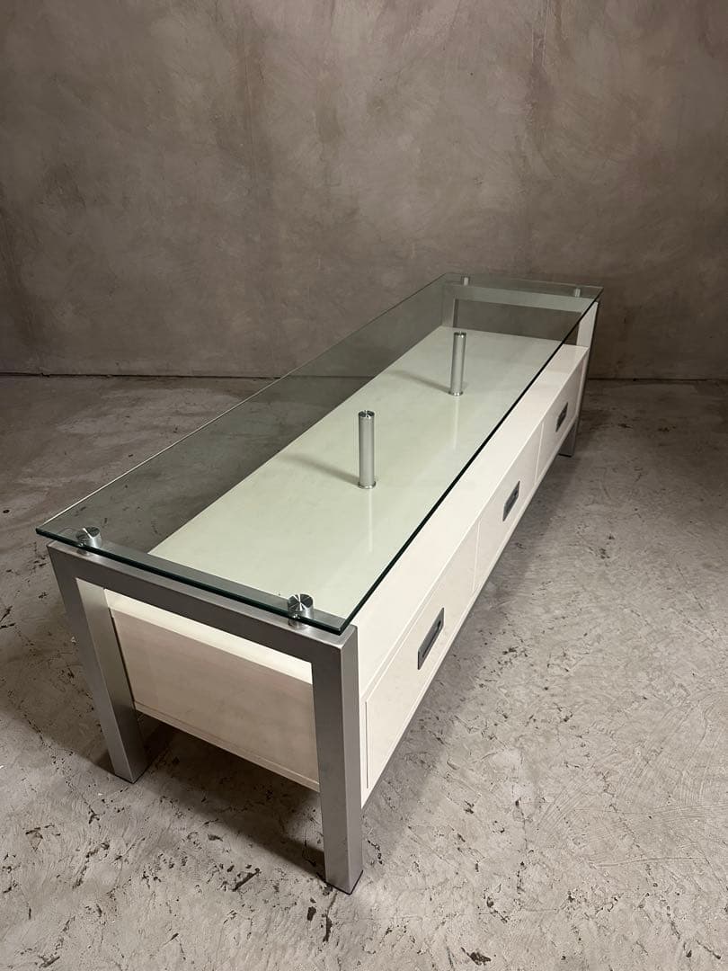 【東京都内23区配送無料】定価8万円　ニトリ　ガラス　ローボード　テレビ台　棚