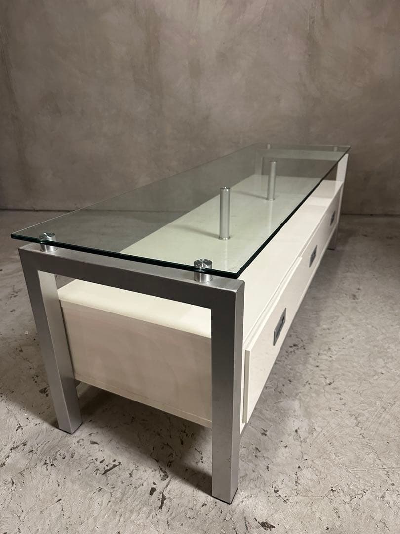 【東京都内23区配送無料】定価8万円　ニトリ　ガラス　ローボード　テレビ台　棚