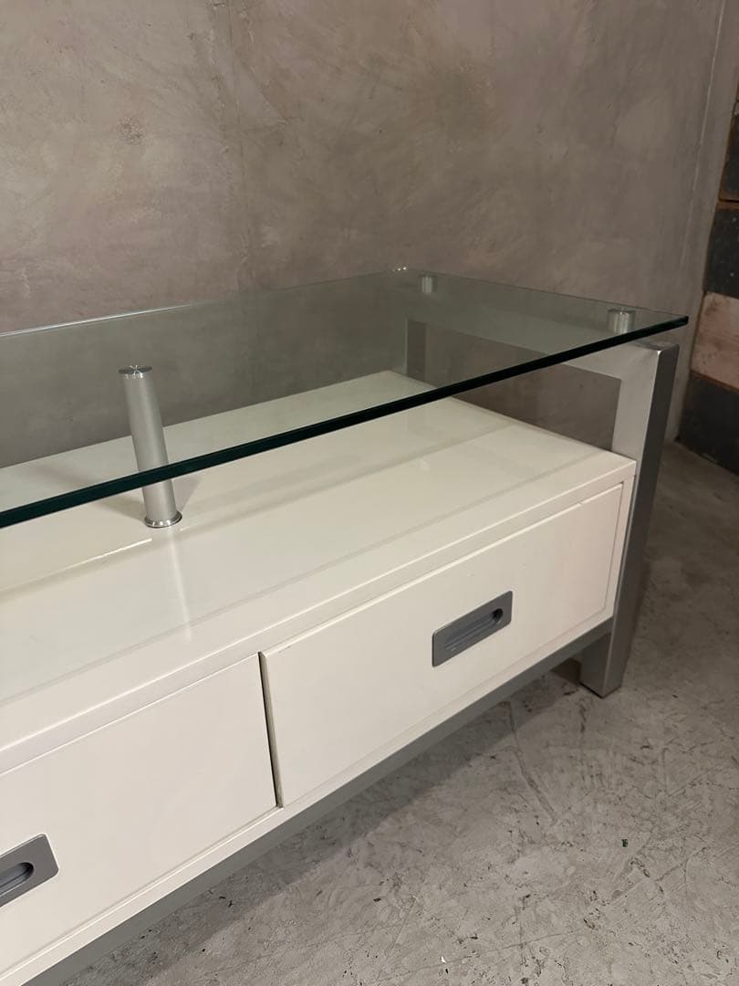 【東京都内23区配送無料】定価8万円　ニトリ　ガラス　ローボード　テレビ台　棚