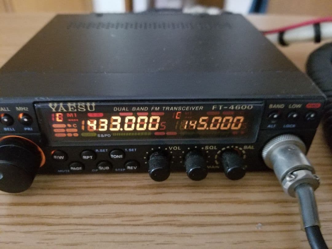 FT-4600　八重洲無線機　デュアルバンド430/144MHz