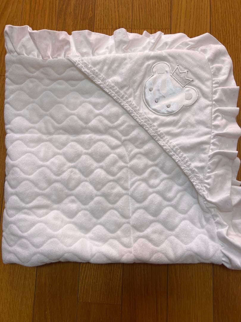 ファミリア familiar ラップケット♡1度短時間のみ おくるみ 退院時