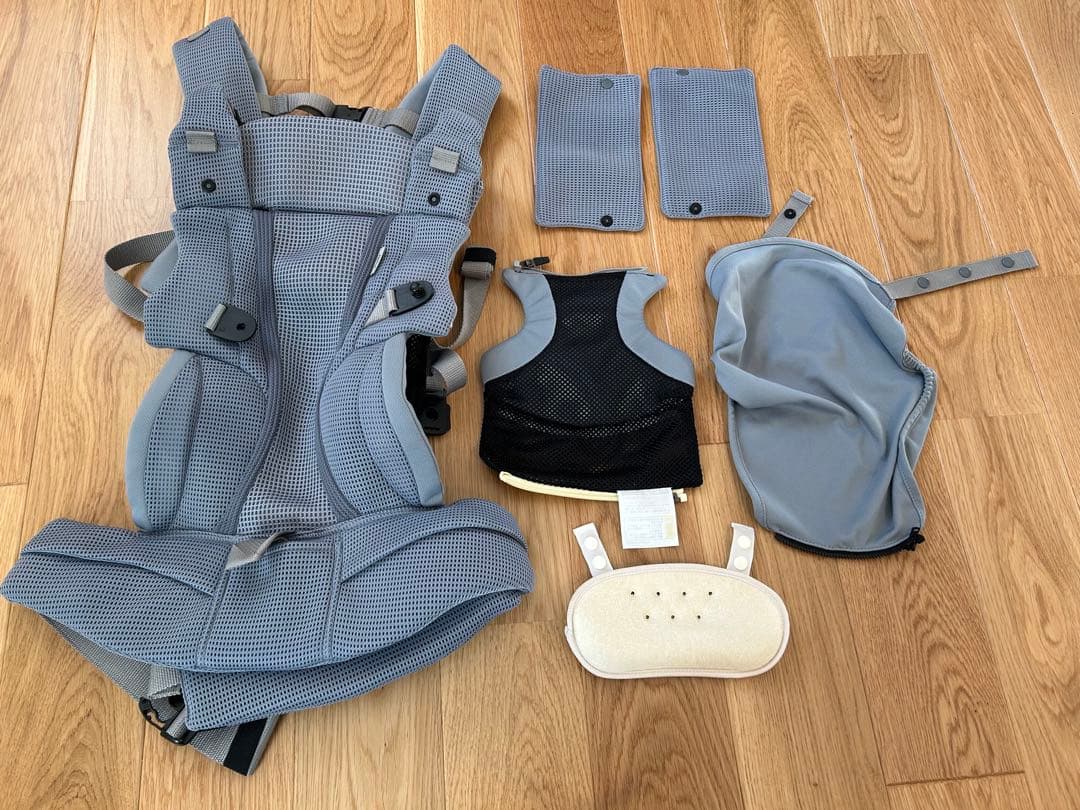 Aprica ラクリス 抱っこ紐 グレー (靴下付き)