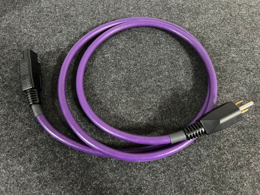 OYAIDE AXIS-303 GX / 1.8m 電源ケーブル オヤイデ