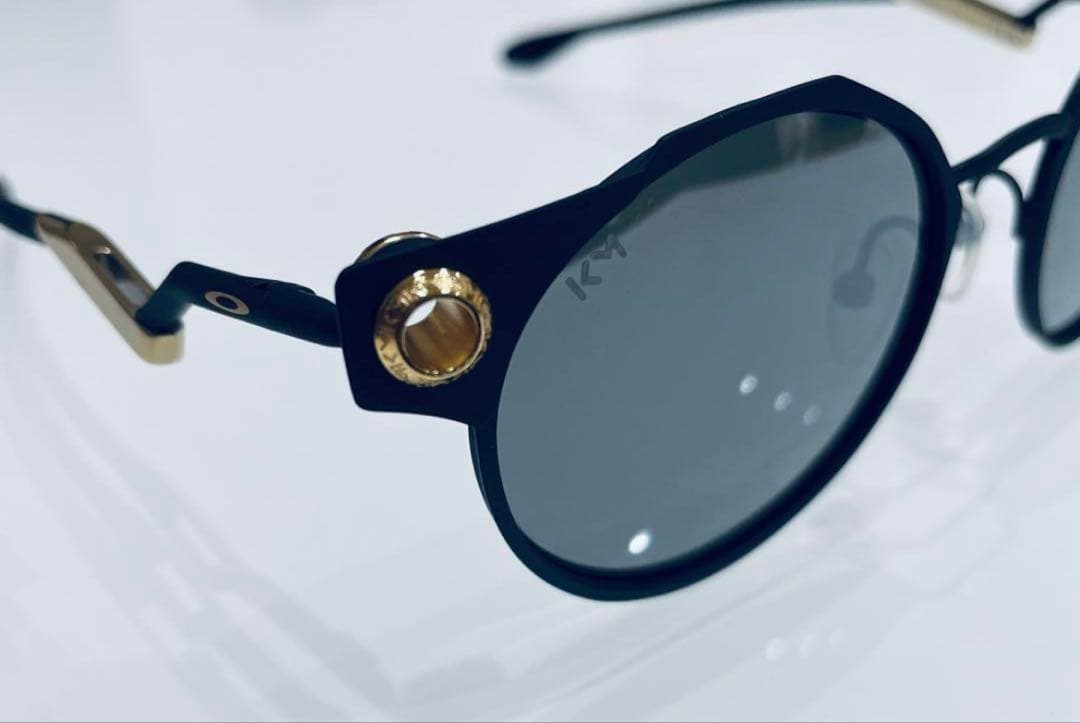 激レア4.9万！オークリー OAKLEY サングラス　デッドボルト