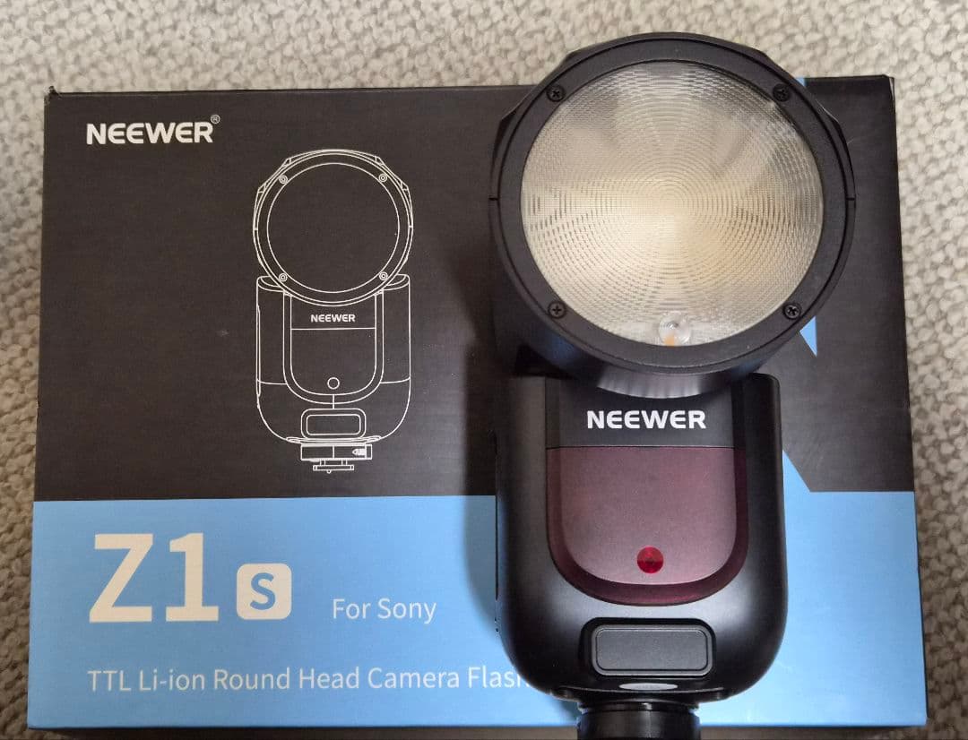 SONY α7IV ＋ NEEWER Z1-S ＋ 純正グリップ 3点＋おまけ