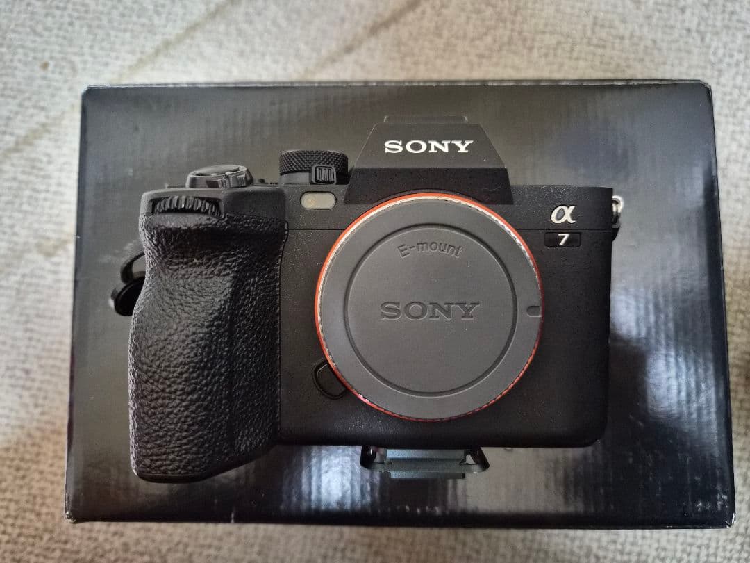 SONY α7IV ＋ NEEWER Z1-S ＋ 純正グリップ 3点＋おまけ