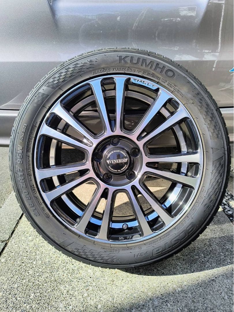 t*s様 サマータイヤとホイール 4本セット 17インチ