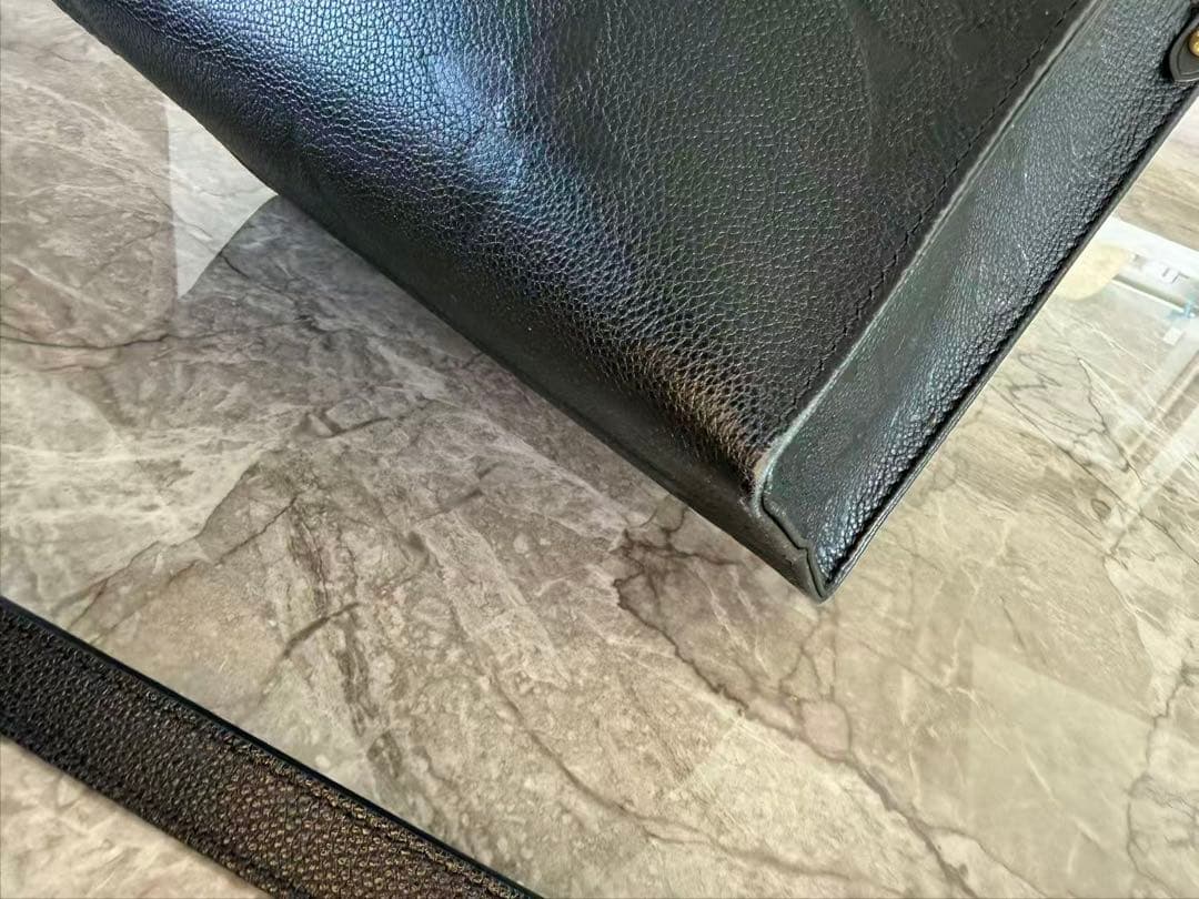 LOUIS VUITTONオンザゴーPM ブラック M45653バック