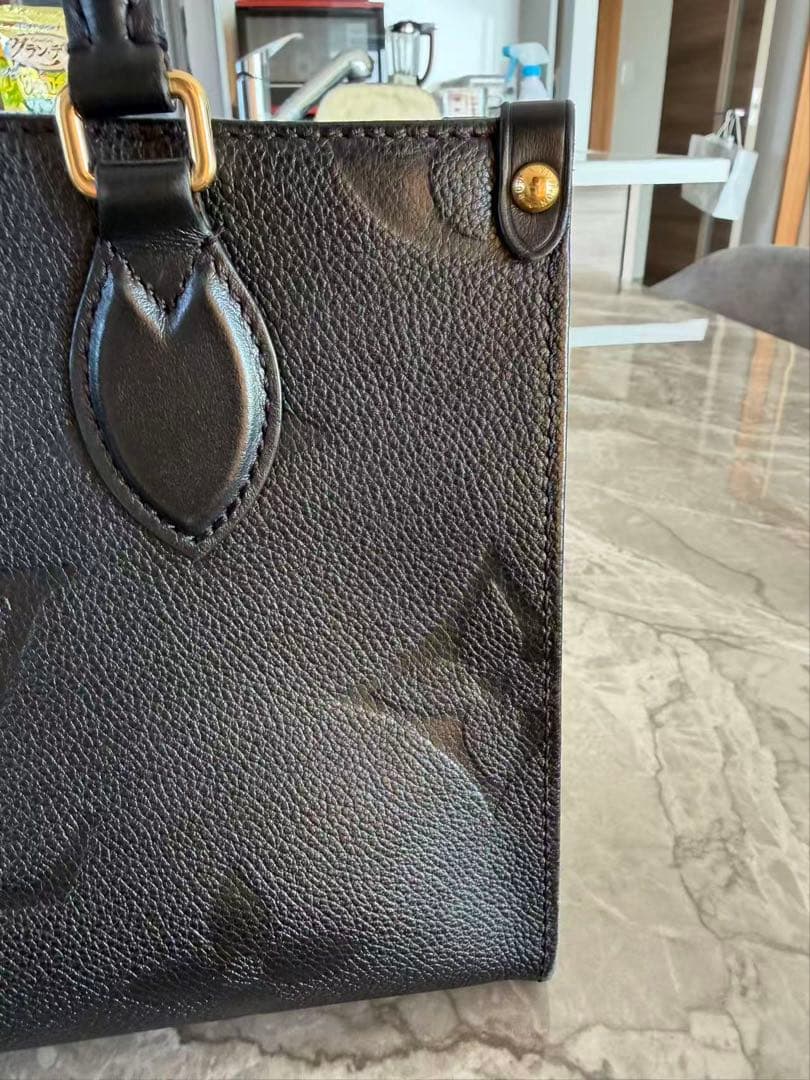 LOUIS VUITTONオンザゴーPM ブラック M45653バック