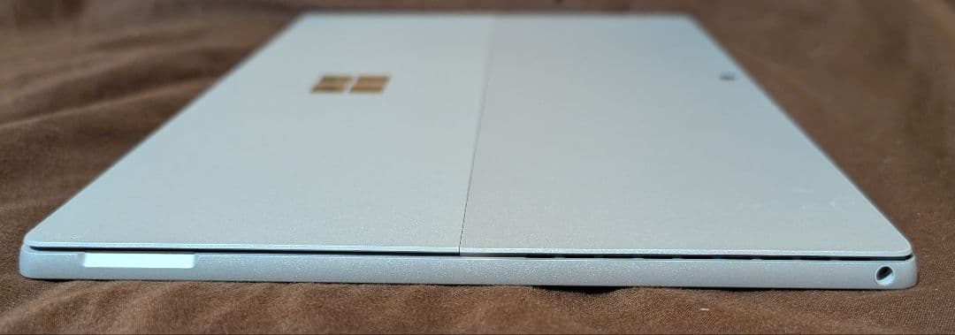 Surface Pro 7 128gb タイプカバーと充電器付き