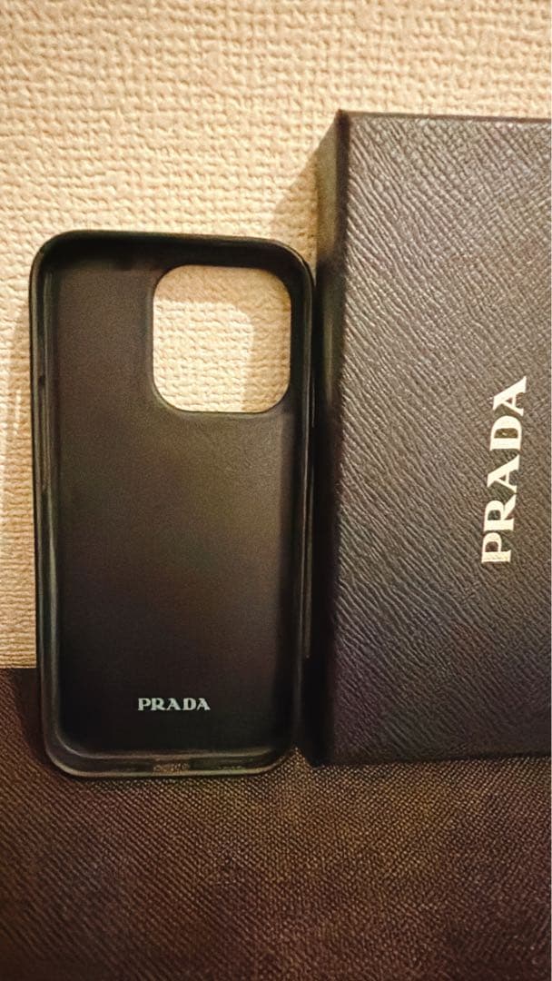 PRADA iPhone14proケース