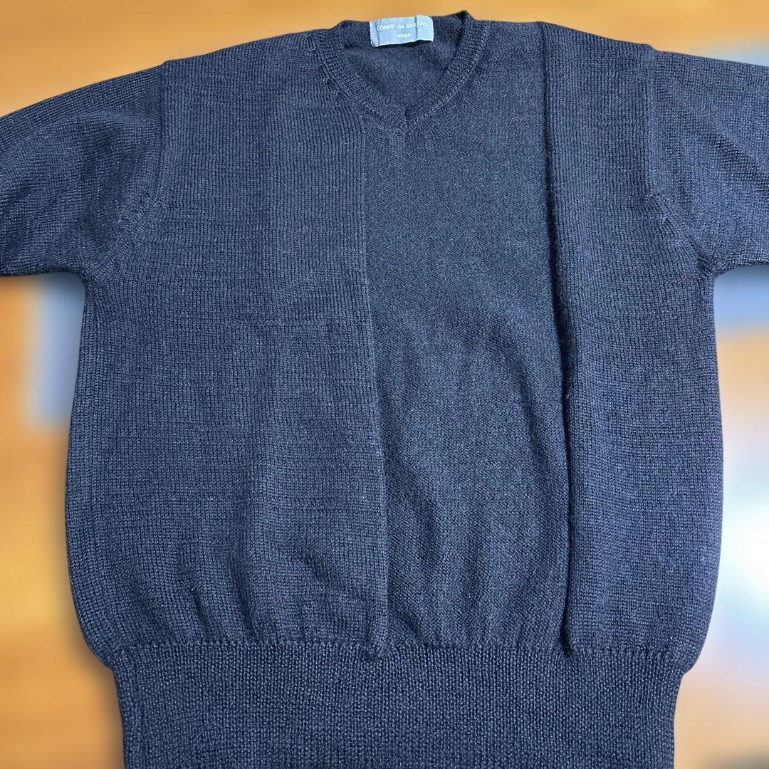 COMME des GARCONS ブラックVネックニット