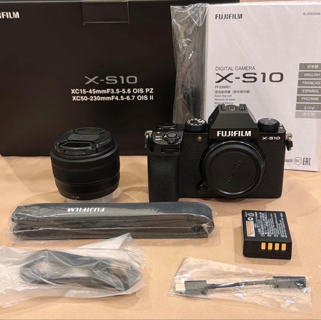 超美品FUJIFILM.X-S10ボディ＋レンズXC15-45mm