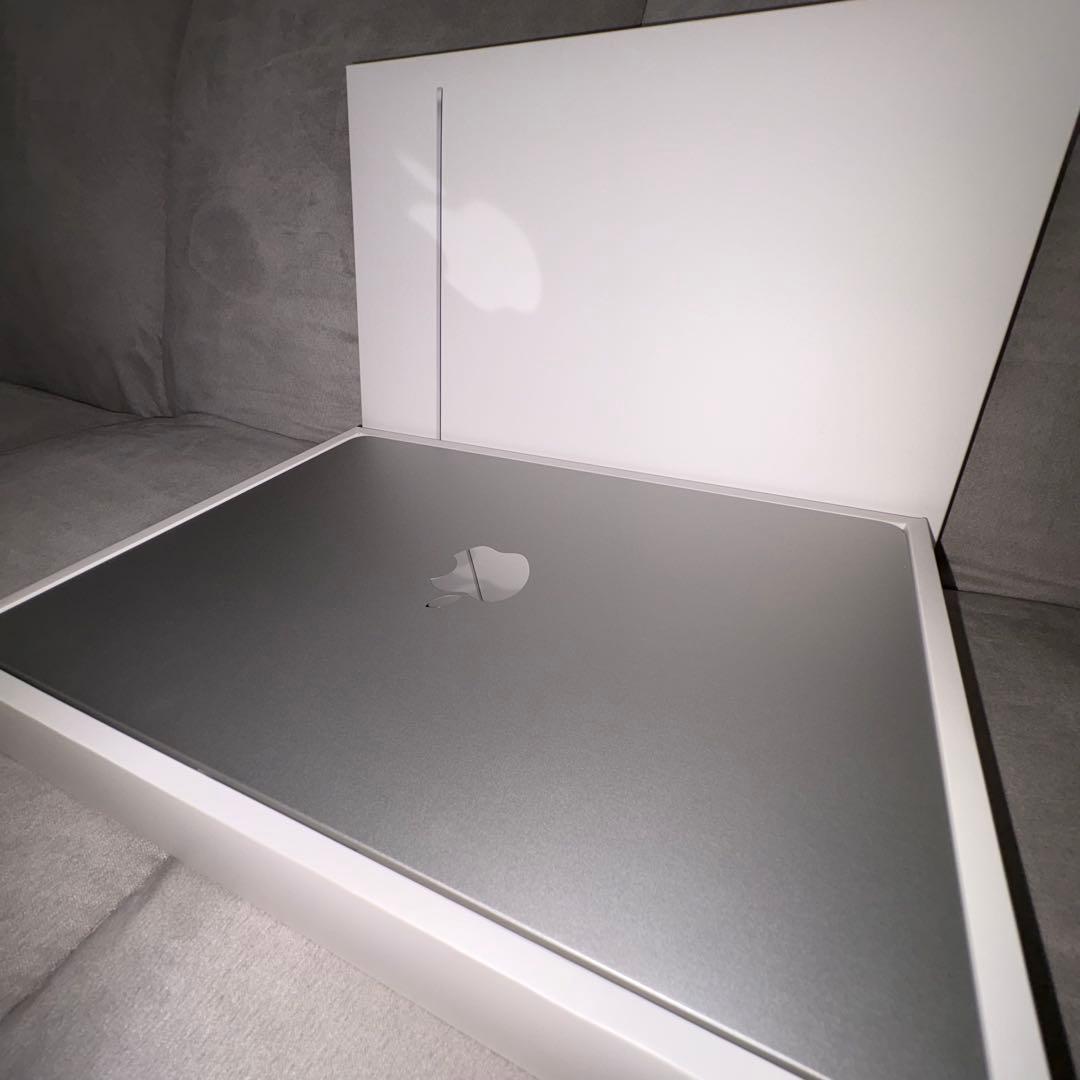 【美品】Apple MacBook Air m2 / A2681