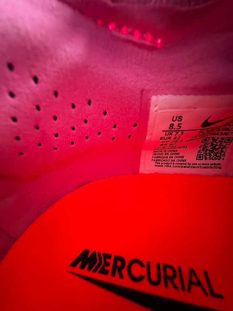 新品　値下げ不可　NIKE ズームマーキュリアルヴェイパー16 26.5