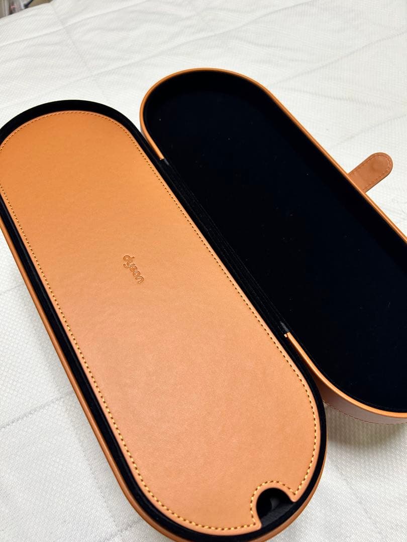 ダイソンDyson Airwrap　Volume + Shape ヘアドライヤー